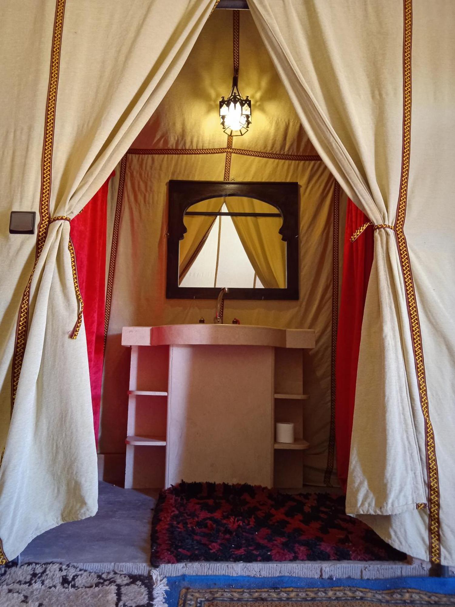 מלון מרזאוגה Sahara Luxury Camp מראה חיצוני תמונה