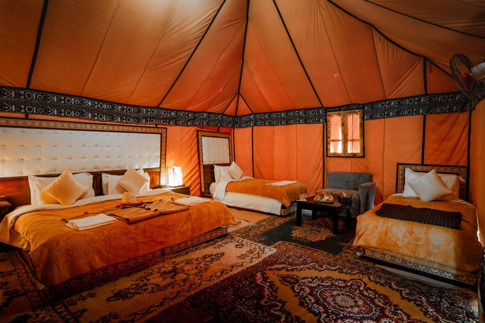 מלון מרזאוגה Sahara Luxury Camp מראה חיצוני תמונה