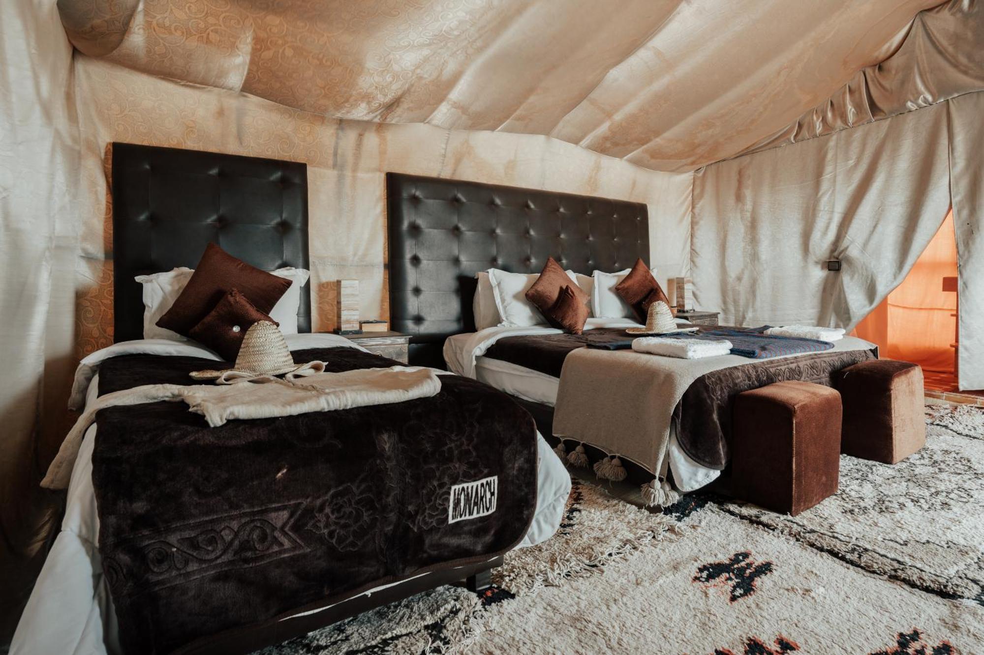 מלון מרזאוגה Sahara Luxury Camp מראה חיצוני תמונה