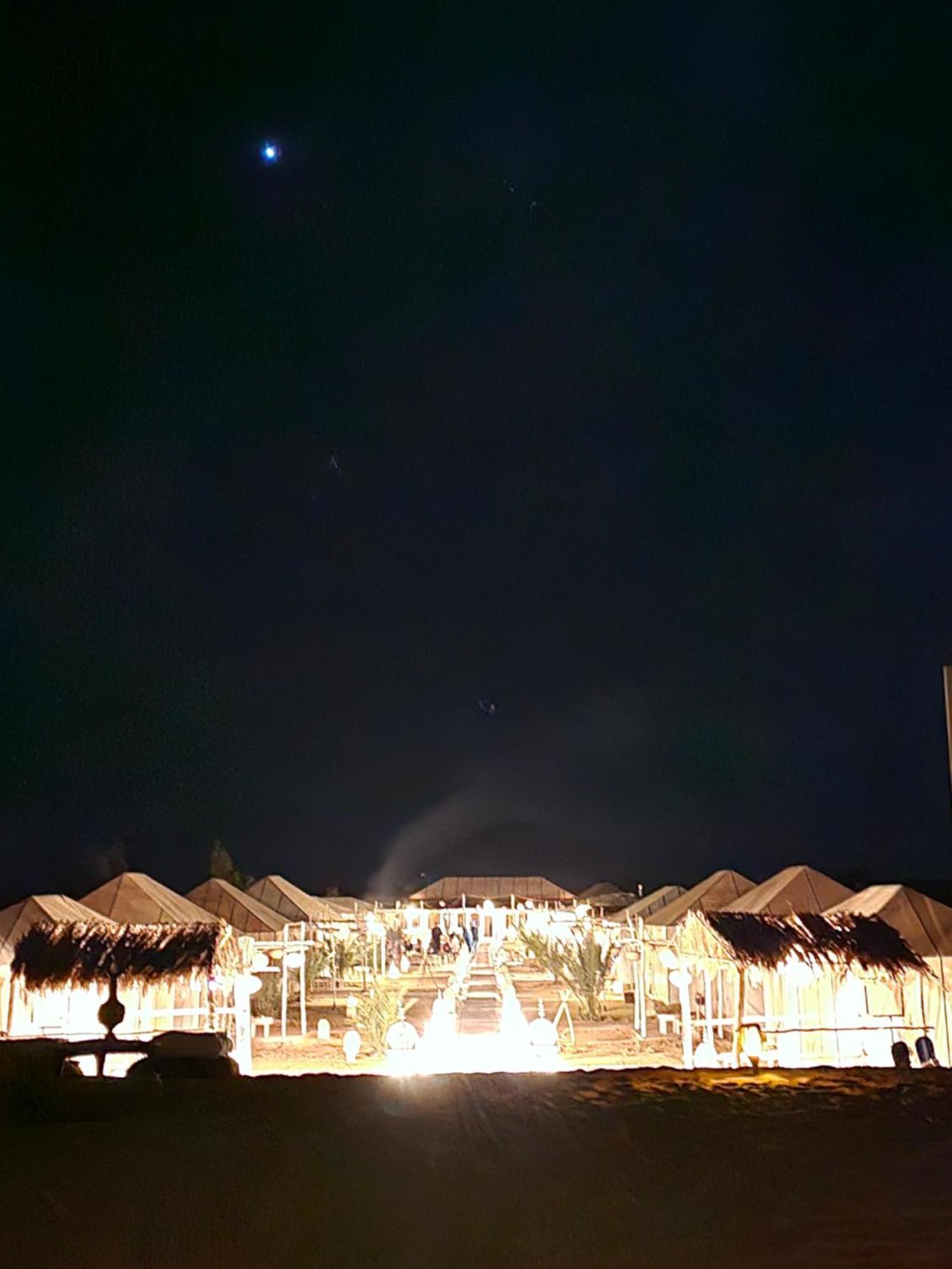 מלון מרזאוגה Sahara Luxury Camp מראה חיצוני תמונה