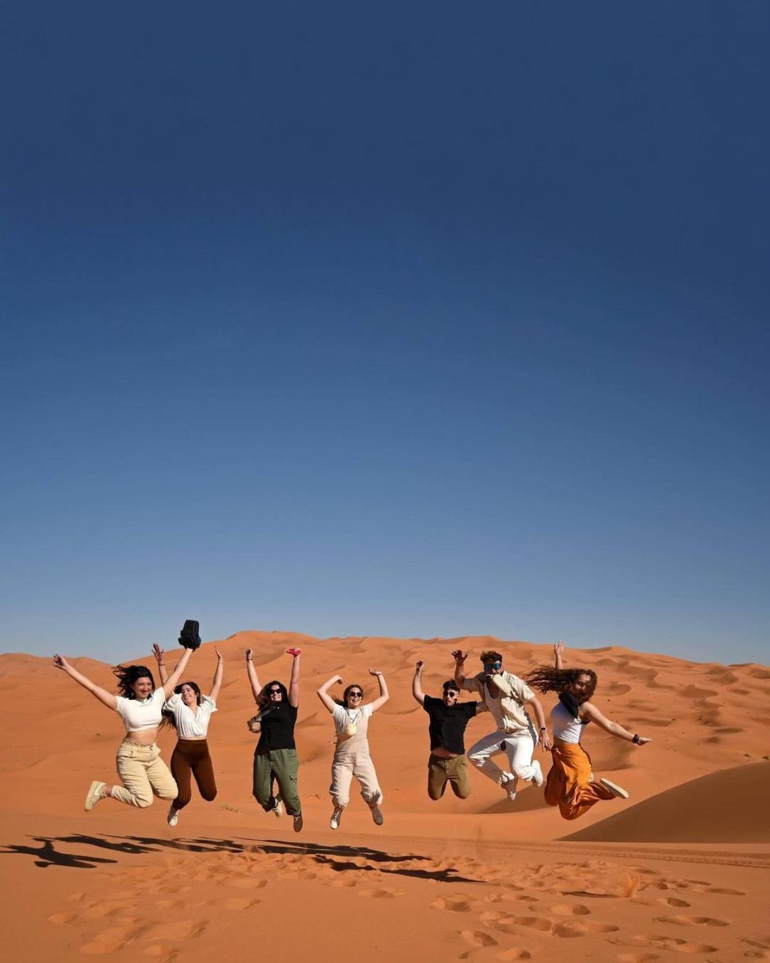 מלון מרזאוגה Sahara Luxury Camp מראה חיצוני תמונה